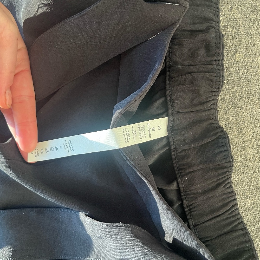Lululemon Collette Pants - Picture 2 of 3